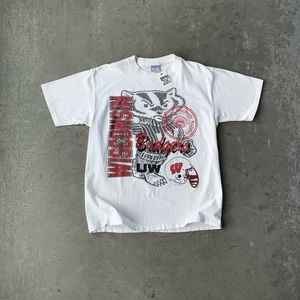 Vintage 90's Wisconsin Badgers Collegiate Graphic Tee